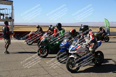 media/Aug-13-2023-CRA (Sun) [[1cfc37a6fb]]/Race 4 400 Superbike/Grid Shots/